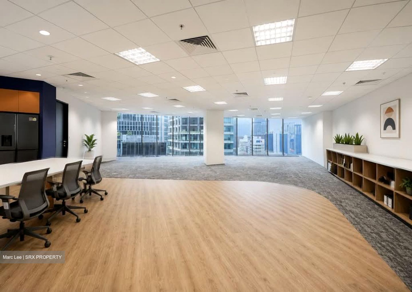 PLUS (D1), Office #559883271